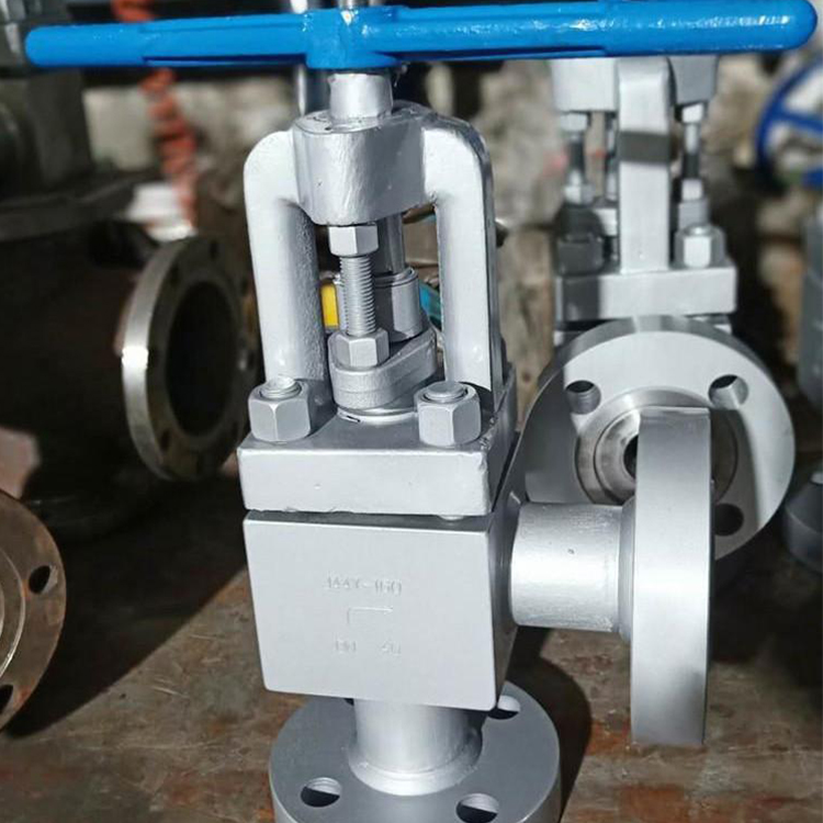 高壓角式截止閥,高壓平衡角式截止閥實(shí)物圖2 高壓角式截止閥,高壓平衡角式截止閥實(shí)物圖