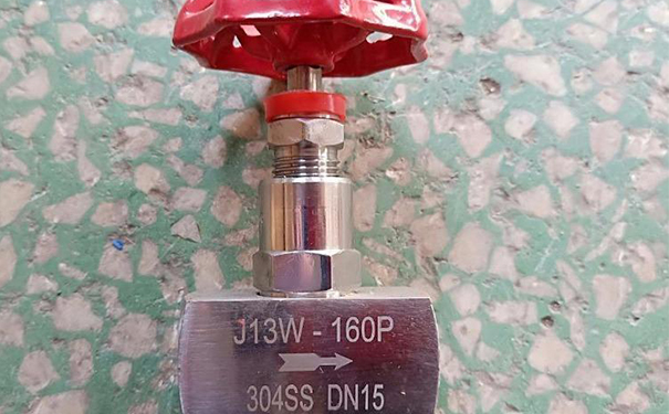 內(nèi)螺紋針型閥J13W實(shí)物圖1 內(nèi)螺紋針型閥J13W